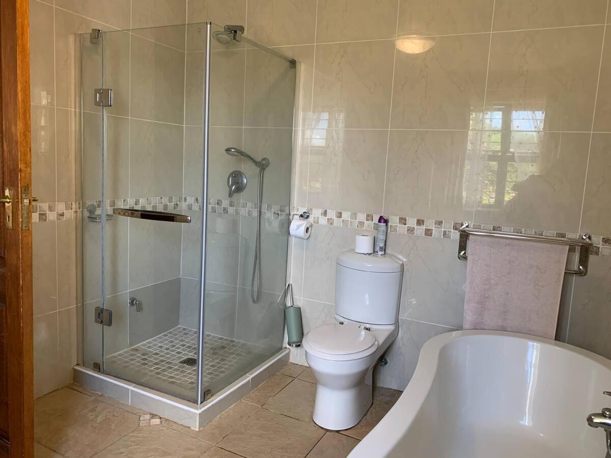 Mountain Rose Guesthouse Louis Trichardt Exteriör bild
