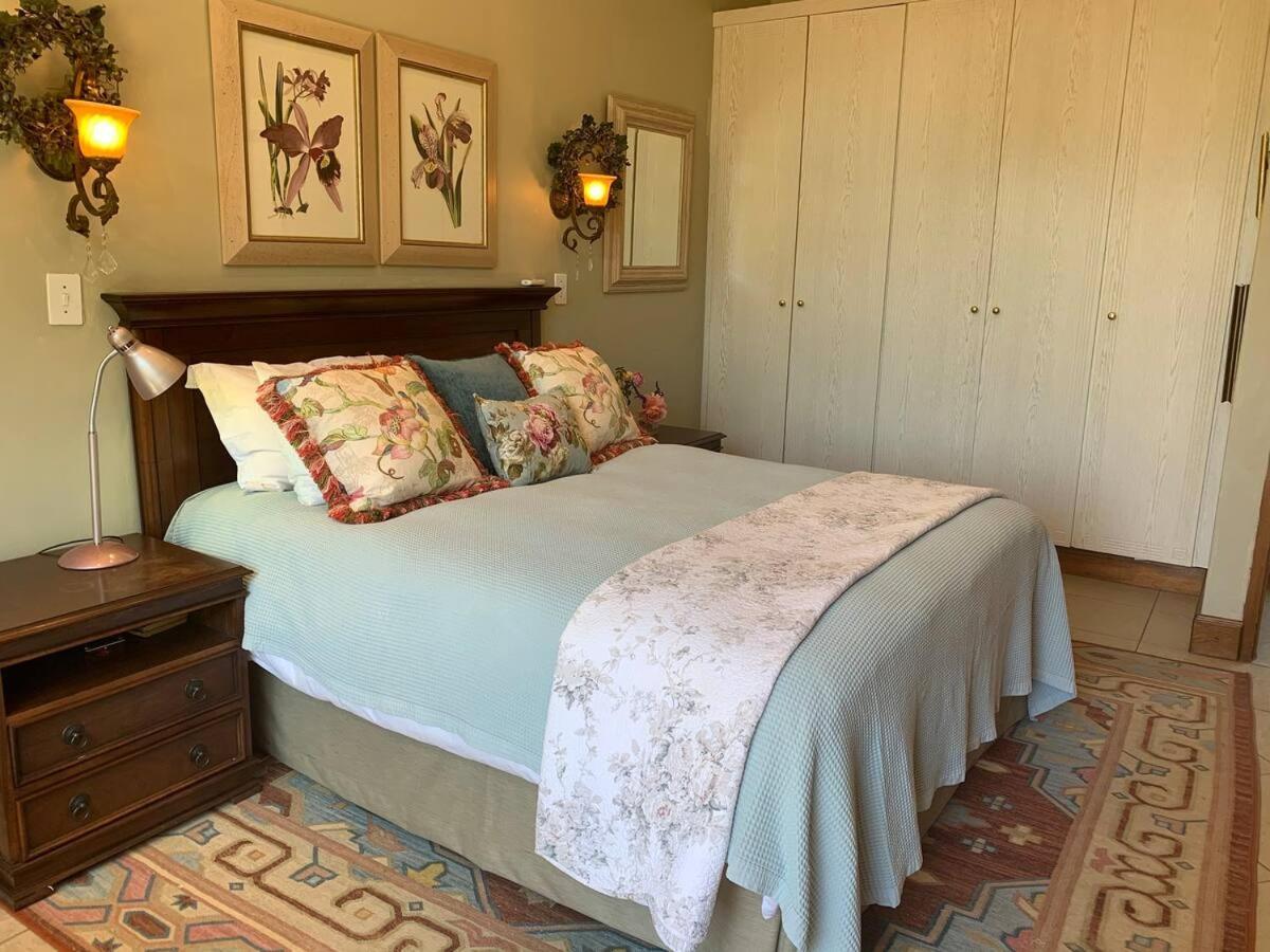 Mountain Rose Guesthouse Louis Trichardt Exteriör bild