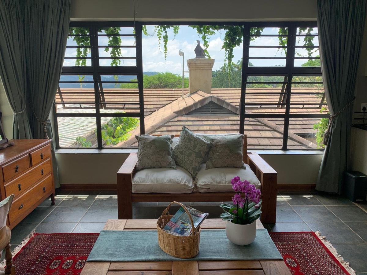 Mountain Rose Guesthouse Louis Trichardt Exteriör bild