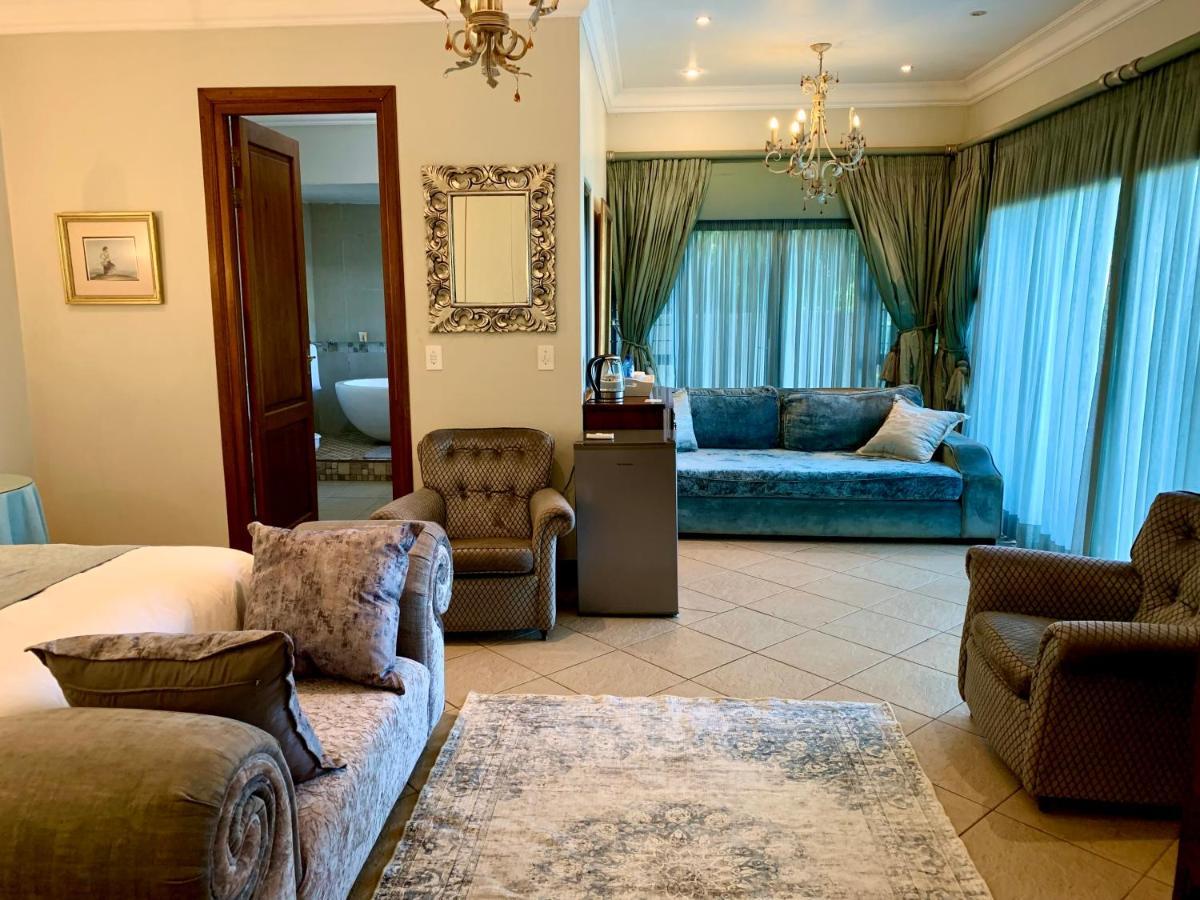 Mountain Rose Guesthouse Louis Trichardt Exteriör bild