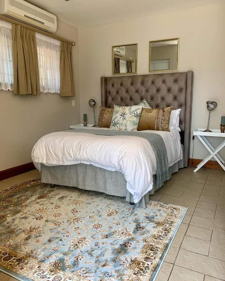 Mountain Rose Guesthouse Louis Trichardt Exteriör bild