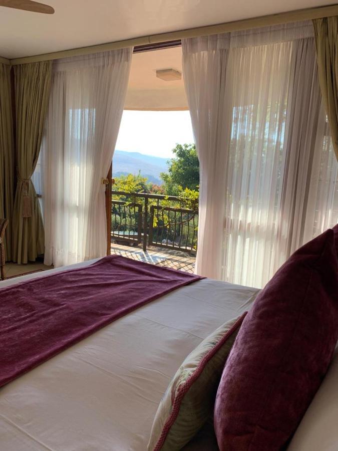 Mountain Rose Guesthouse Louis Trichardt Exteriör bild